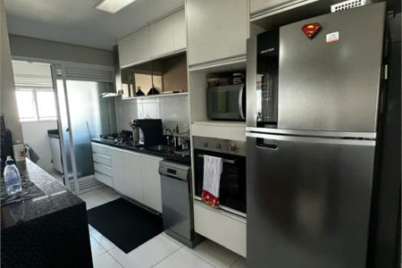 Apartamento à venda com 3 quartos, sendo 1 suíte, em Parque Reboucas, São Paulo, SP