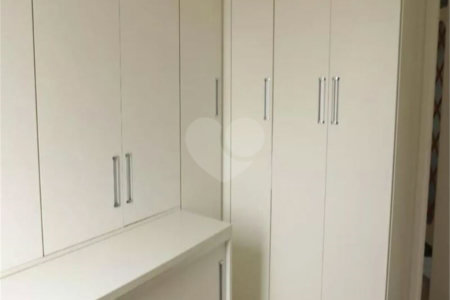 Apartamento à venda com 2 quartos em Vila Liviero, São Paulo, SP