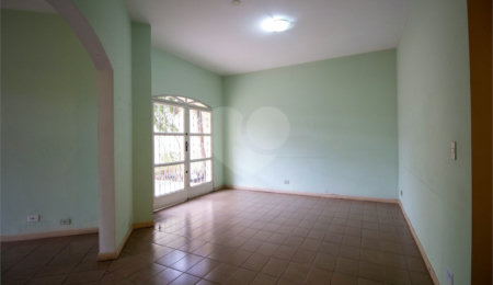 Casa à venda ou para alugar com 4 quartos, sendo 1 suíte,  no Centro, São Roque, SP