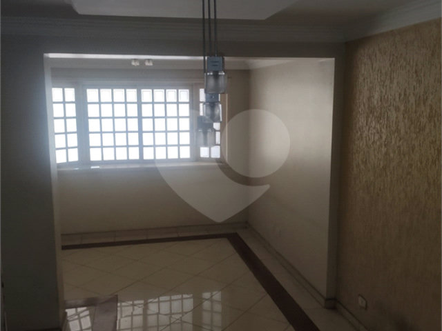 Casa à venda com 3 quartos, sendo 2 suítes,  em Jaraguá, São Paulo, SP