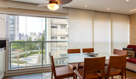 Apartamento à venda com 2 quartos, sendo 1 suíte,  em Chácara Santo Antônio, São Paulo, SP