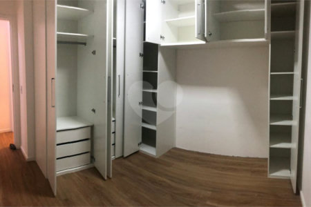 Apartamento à venda ou para alugar com 2 quartos em Parque Vitória, São Paulo, SP