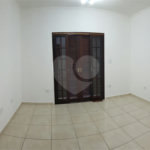 Sobrado à venda com 2 quartos, sendo 1 suíte, em Tremembé, São Paulo, SP