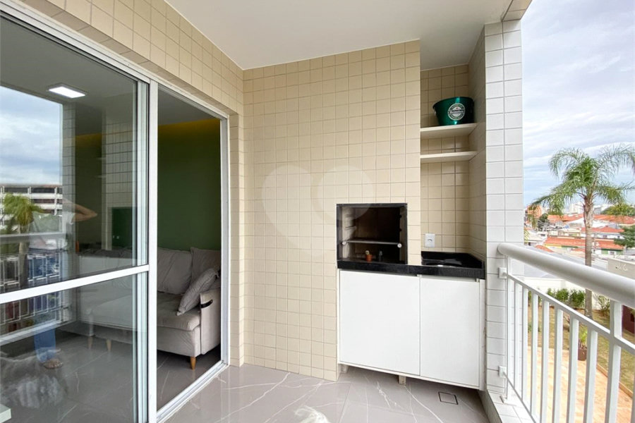 Apartamento à venda com 3 quartos, sendo 1 suíte,  em Vila Paiva, São Paulo, SP
