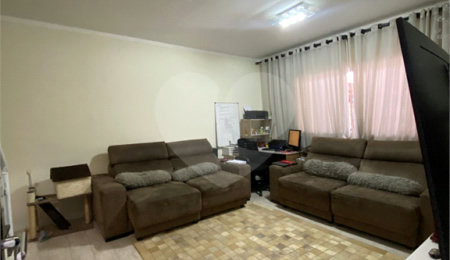 Casa à venda com 3 quartos, sendo 1 suíte, em Jardim Santa Clara, Guarulhos, SP
