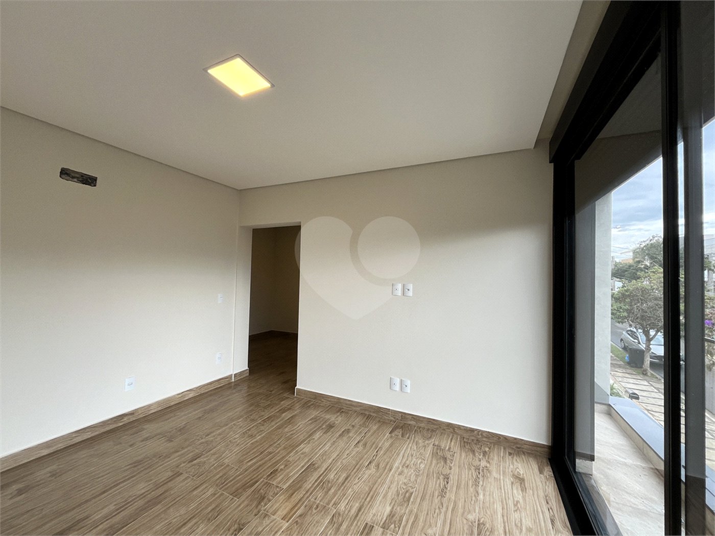 Casa à venda com 4 suítes no condomínio Mont Blanc, Sorocaba - SP