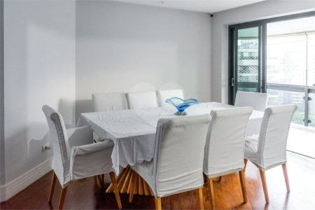 VILA NOVA CONCEIÇÃO - 216 M² - 4 VAGAS