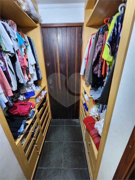 Sobrado, a venda, com 3 suítes, 7 vagas de garagem e salão de festas - Vila Aurora / SP