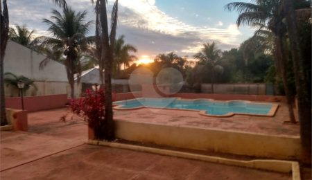 Casa Térrea à venda com 3 quartos, sendo 1 suíte,  em Jardim Tangará, São Carlos, SP