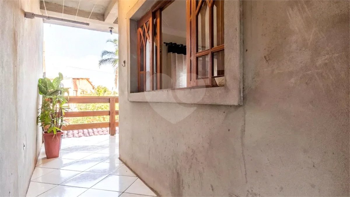 Sobrado Espaçoso à Venda em Guarulhos – 250m², Conforto e Excelente Localização