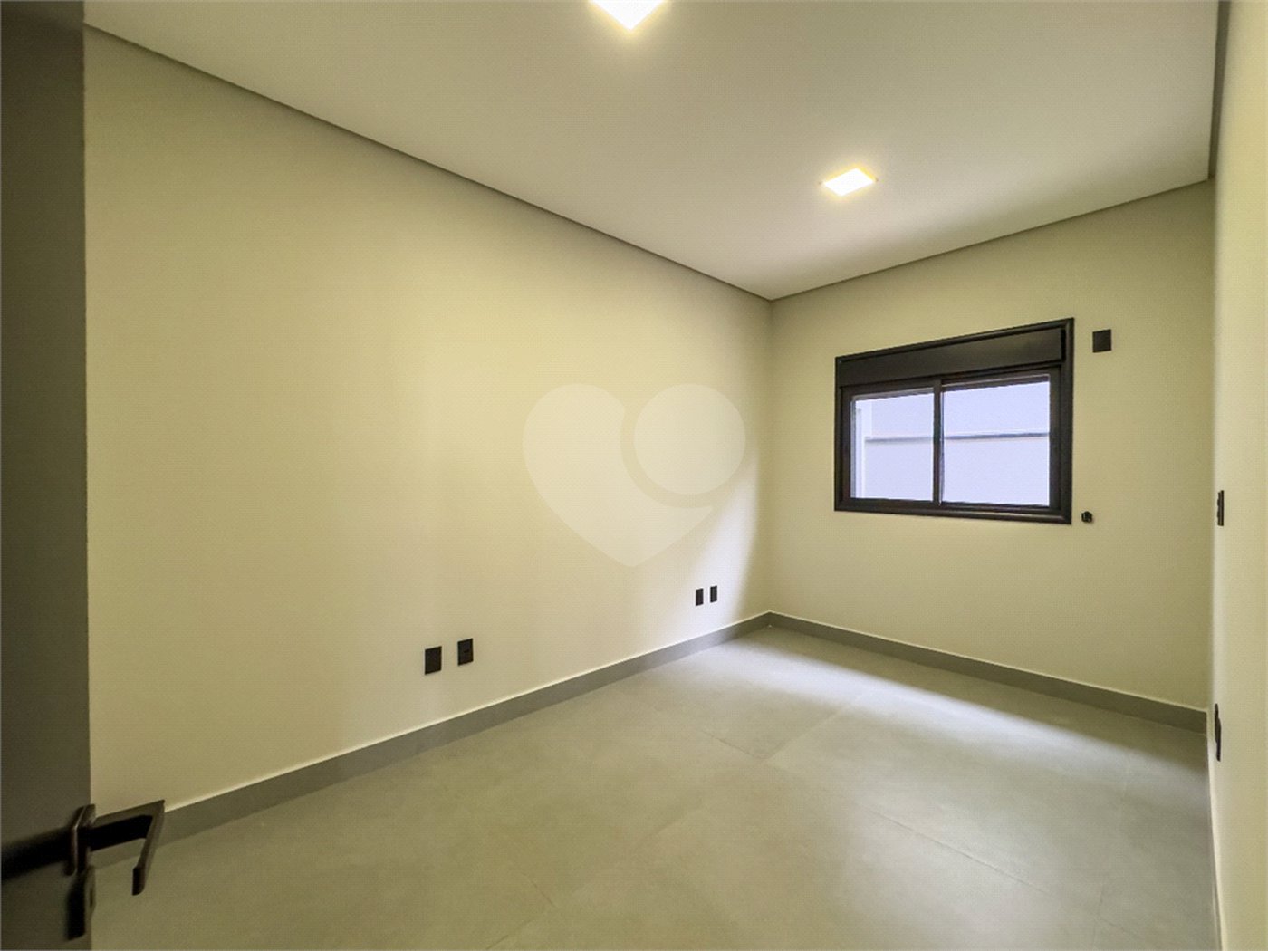 Casa à venda com 3 suítes no condomínio Residencial Helvétia Park, Indaiatuba - SP