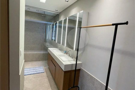 Apartamento à venda com 4 quartos, sendo 3 suítes,  em Ipiranga, São Paulo, SP
