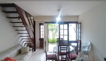 Casa em condomínio à venda com 2 quartos em Portinho, Cabo Frio, RJ