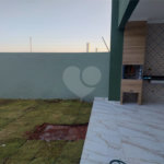 Casa Térrea à venda com 3 quartos, sendo 1 suíte, em Residencial Jardins da Catalunha, Atibaia, SP