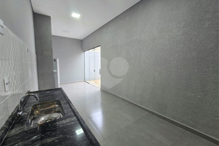 Casa à venda com 3 quartos, sendo 1 suíte, em Residencial Villaggio Di Capri, Itapetininga, SP