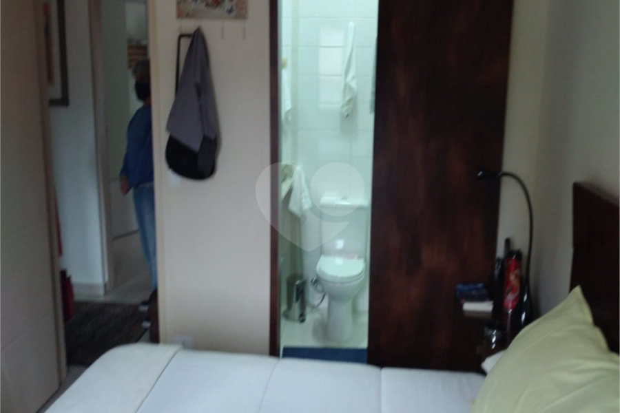Casa à venda com 3 quartos, sendo 2 suítes, no condomínio Villa's Residencial, São Paulo - SP