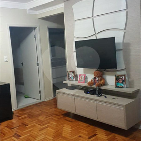 Apartamento à venda com 3 quartos, sendo 1 suíte, em Aclimação, São Paulo, SP
