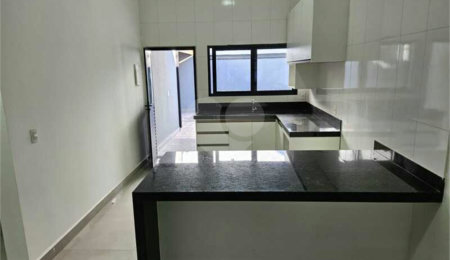 Casa à venda com 2 quartos, sendo 1 suíte,  em Jardim dos Colibris, Indaiatuba, SP