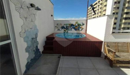 Cobertura à venda com 3 quartos, sendo 2 suítes,  em Praça da Bandeira, Rio de Janeiro, RJ