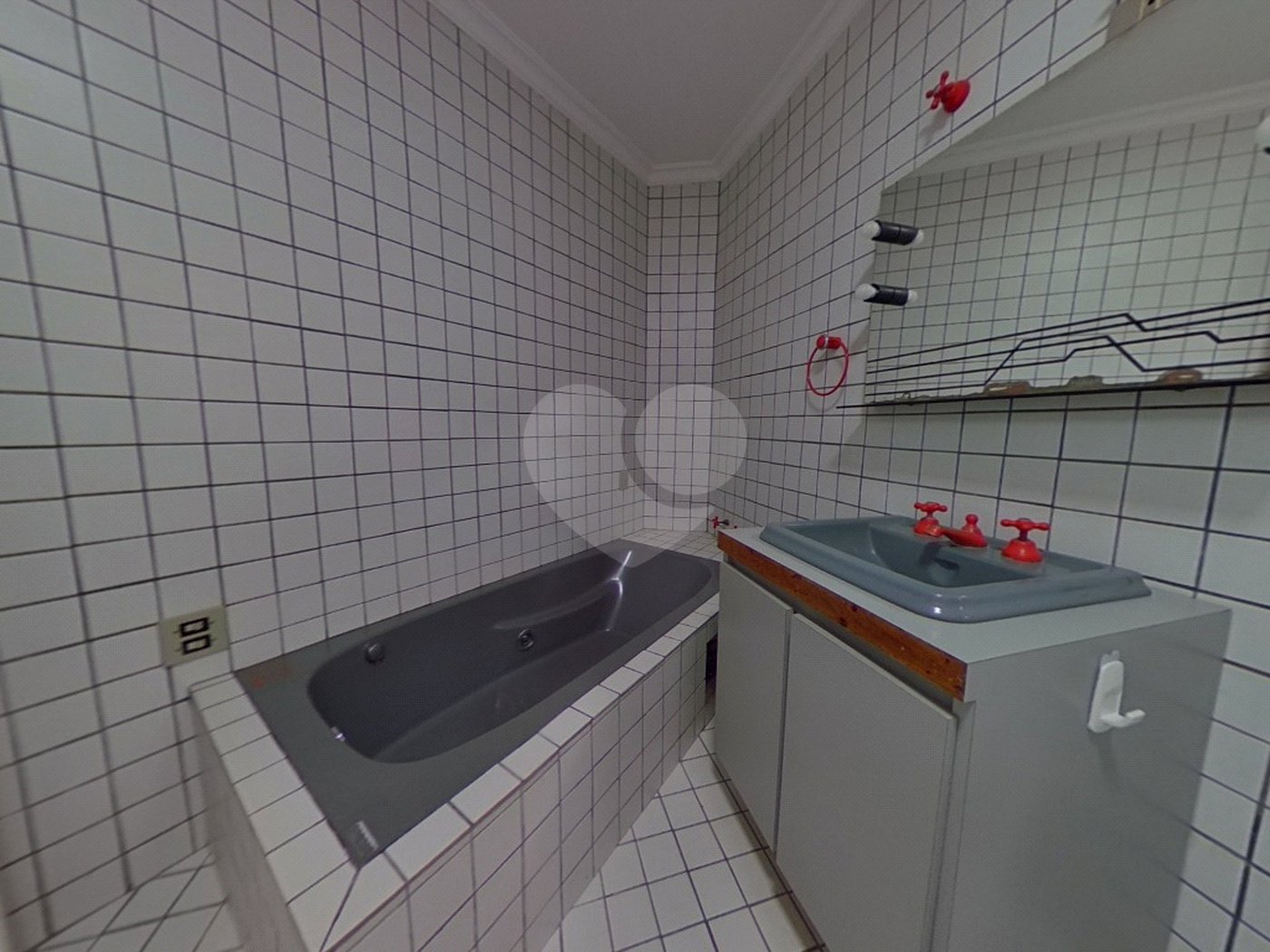 Sobrado à venda ou para alugar com 4 quartos, sendo 3 suítes, em Jardim Franca, São Paulo, SP