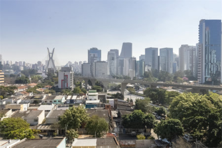 Apartamento à venda com 1 quarto em Vila Cordeiro, São Paulo, SP