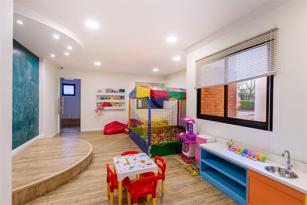 Apartamento à venda com 3 suítes em Alto da Lapa, São Paulo, SP