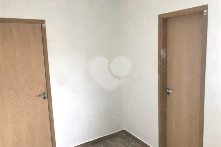 Casa à venda ou para alugar com 2 suítes no condomínio Residence Adelina, São Paulo - SP