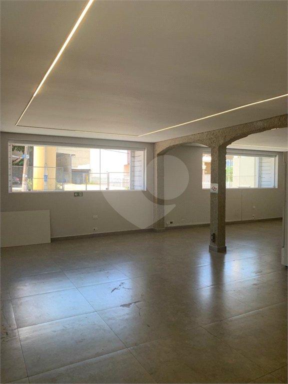 Salão à venda ou para alugar com 1 suíte, em Jardim América, Sorocaba, SP