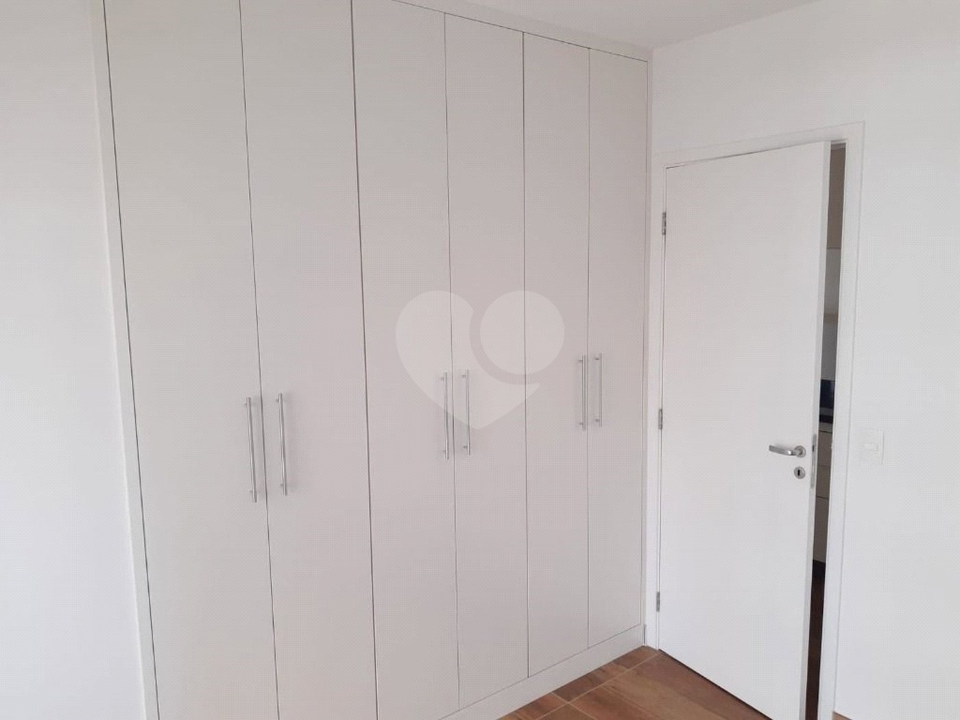 Apartamento à venda com 1 suíte em Indianópolis, São Paulo, SP