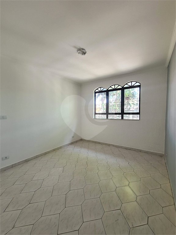 Sobrado à venda ou para alugar com 3 quartos, sendo 1 suíte, em Alto da Boa Vista, São Paulo, SP