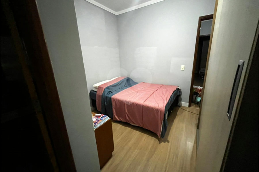 Casa à venda com 2 suítes no condomínio Residencial Maracujás, São Paulo - SP