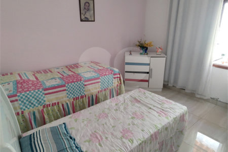 Casa à venda com 3 quartos, sendo 1 suíte, em Campo Grande, Rio de Janeiro, RJ