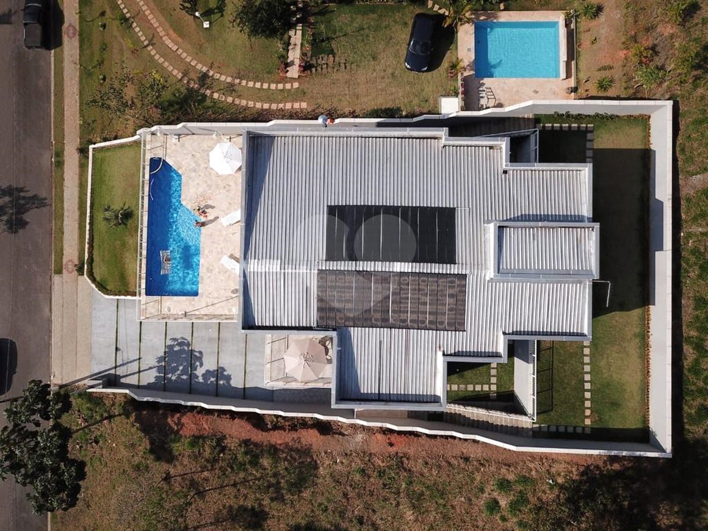 Casa à venda com 4 suítes no condomínio Reserva Ibirapitanga Ii, Santa Isabel - SP