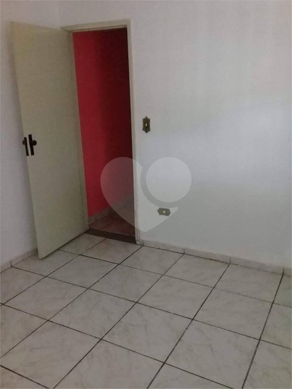 Sobrado à venda com 2 quartos, sendo 1 suíte, em Vila Urupês, Suzano, SP