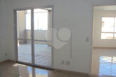Apartamento à venda com 4 quartos, sendo 2 suítes, em Jardim Adhemar de Barros, São Paulo, SP