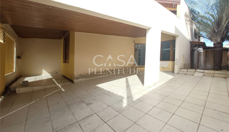 Casa à venda com 4 quartos, sendo 2 suítes,  em Jardim Residencial Deolinda Guerra, Sorocaba, SP