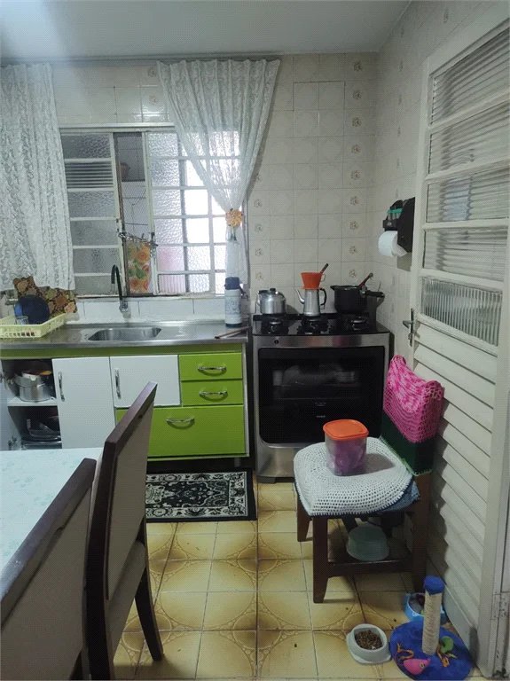 Sobrado à venda com 2 quartos em Parque Santo Antônio, São Paulo, SP
