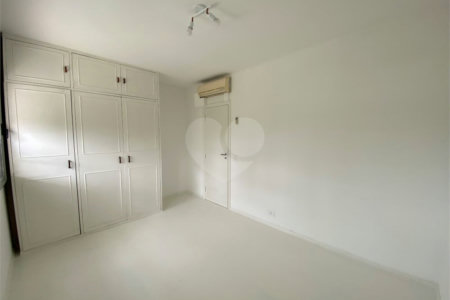 Apartamento para alugar com 3 quartos, sendo 1 suíte, em Jardim Europa, São Paulo, SP