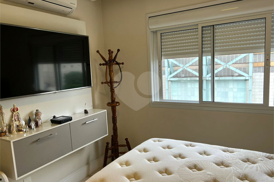 Apartamento à venda com 3 quartos, sendo 1 suíte, em Barra Funda, São Paulo, SP