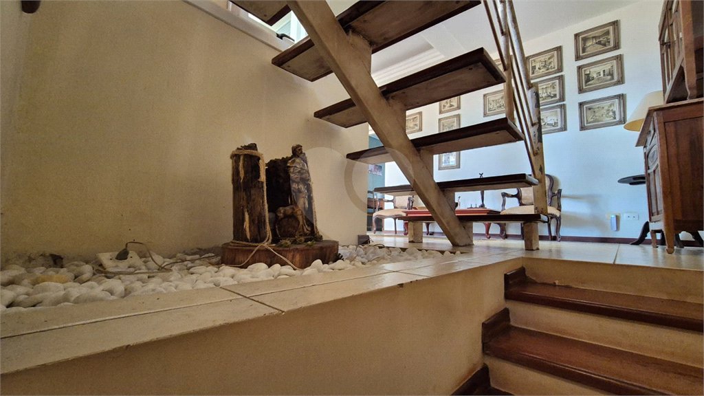 Casa à venda com 4 suítes no condomínio Vivenda do Lago, Sorocaba - SP
