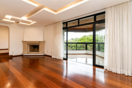 Apartamento à venda com 4 quartos, sendo 2 suítes,  em Brooklin Paulista, São Paulo, SP