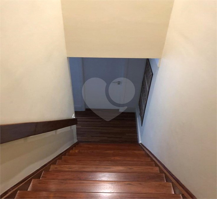 Apartamento à venda com 2 quartos, sendo 1 suíte, em Moema, São Paulo, SP