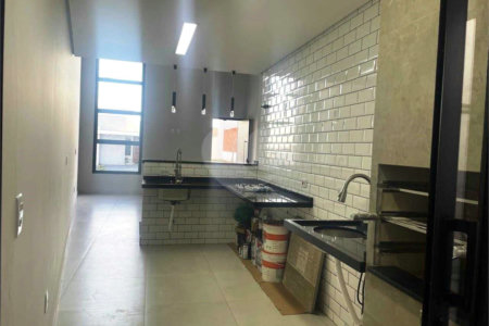 Casa à venda com 3 quartos, sendo 1 suíte, no condomínio Horto Florestal Villagio, Sorocaba - SP