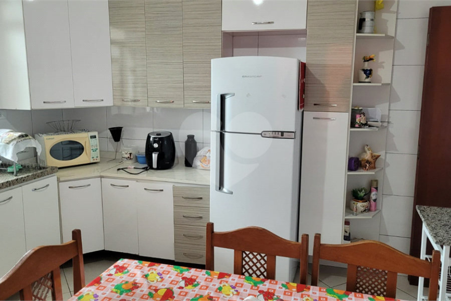 Casa à venda com 6 quartos, sendo 2 suítes, em Laranjeiras, Caieiras, SP