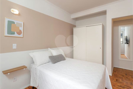 Apartamento à venda com 4 quartos, sendo 2 suítes, em Pinheiros, São Paulo, SP