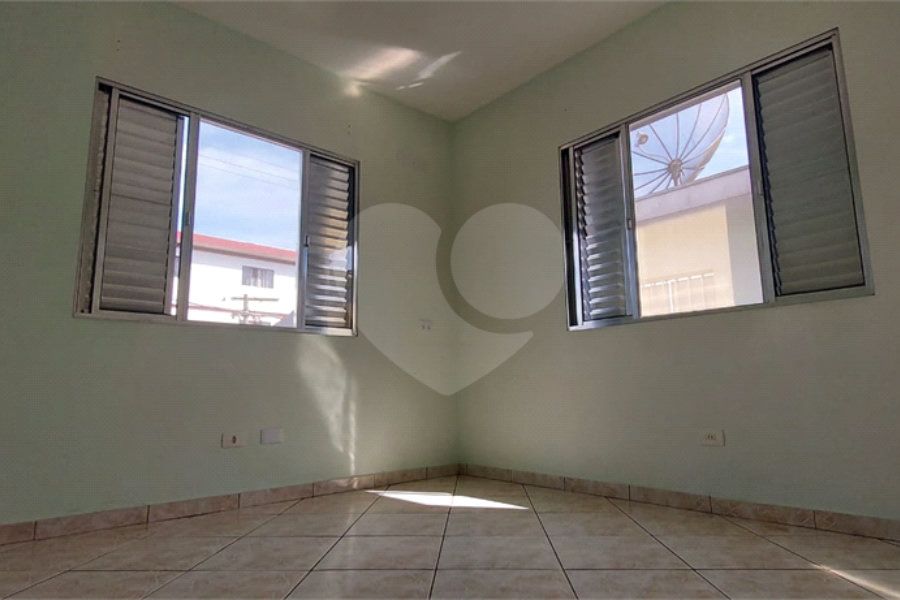 Sobrado à venda com 3 quartos, sendo 1 suíte, em Vila Sabrina, São Paulo, SP