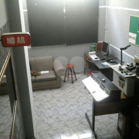 Casa de Vila à venda com 4 quartos, sendo 1 suíte, no condomínio Travessa Isadora,4, São Paulo - SP