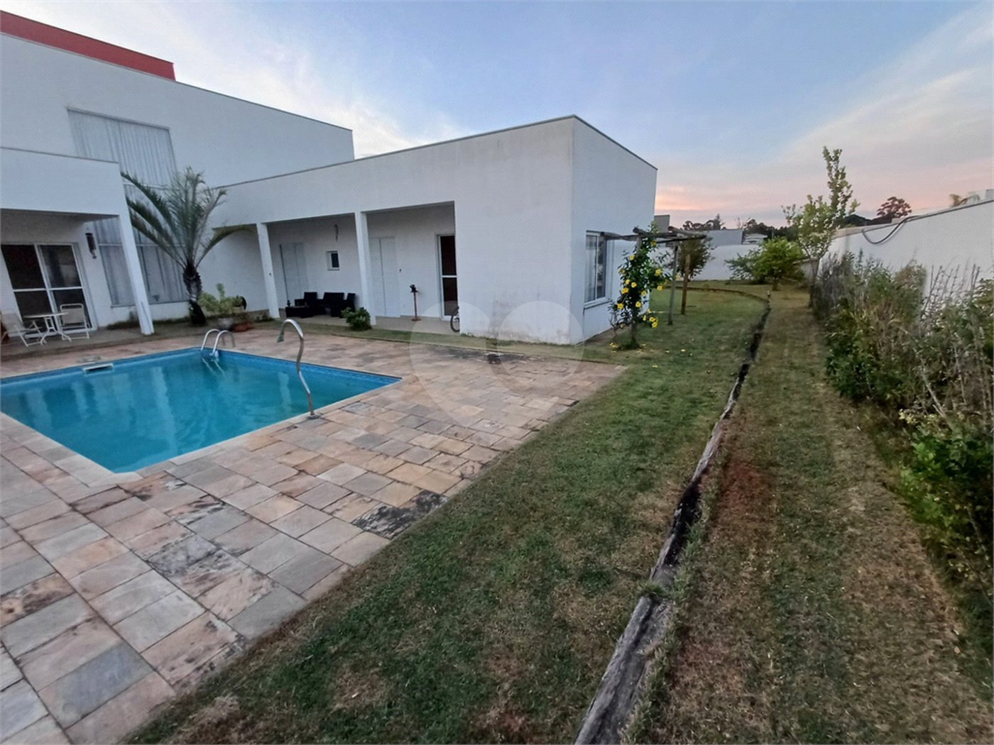 Sobrado à venda com 3 quartos, sendo 1 suíte, em Jardim Solar do Bosque, Sorocaba, SP