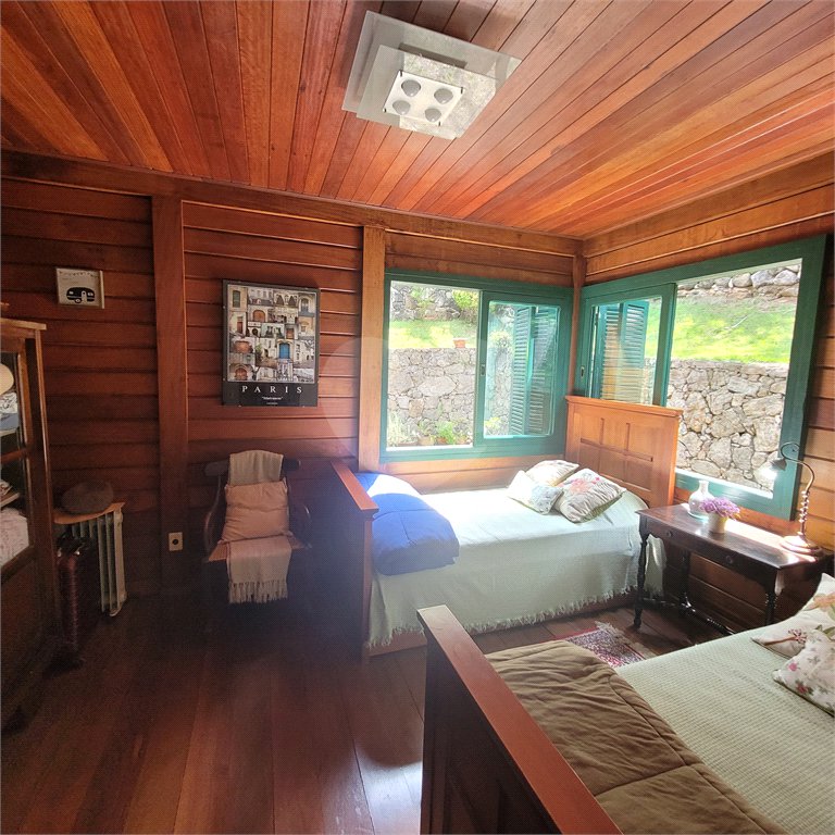 Casa à venda com 4 suítes no condomínio Gleba II, Mairiporã - SP