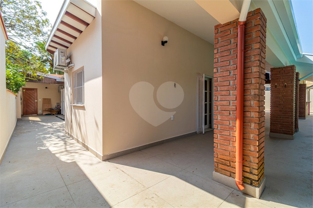 Casa à venda com 4 quartos, sendo 3 suítes,  em Interlagos, São Paulo, SP